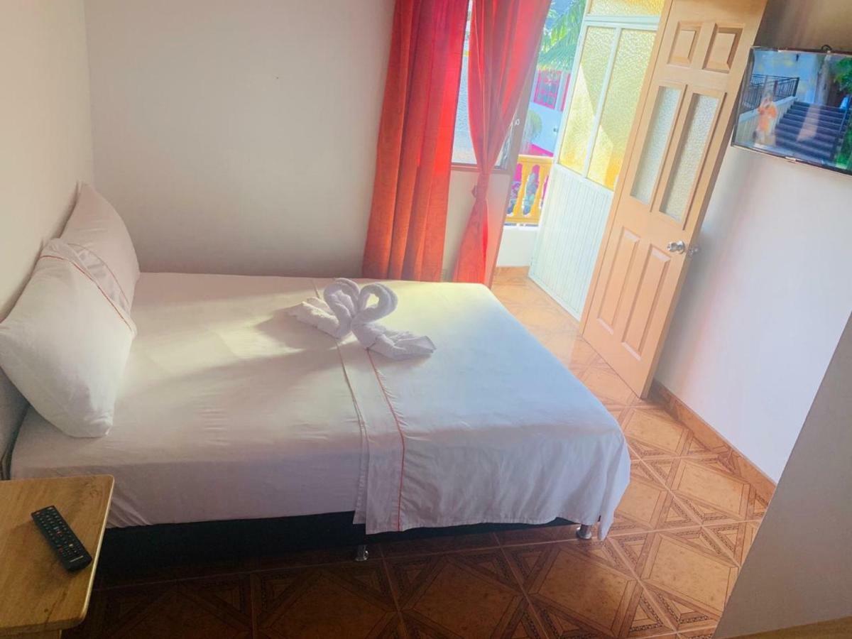 Hospedaje 3 Esquinas Guatape Luaran gambar
